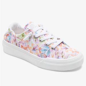 Roxy Rae Sneaker new in the box